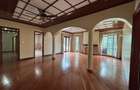5 Bed House with En Suite in Runda - 10