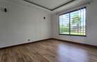 4 Bed House with En Suite at Paradise Lost Road - 12