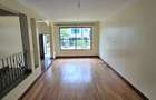 5 Bed Townhouse with En Suite at Grovelia Grove - 5