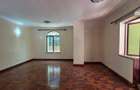 5 Bed Townhouse with En Suite at Othaya Road - 17