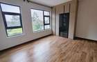 6 Bed Villa with En Suite in Lavington - 18