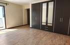 3 Bed Apartment with En Suite at Parklands - 5