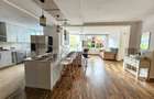 6 Bed House with En Suite in Runda - 3
