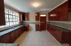 5 Bed Townhouse with En Suite in Lavington - 8