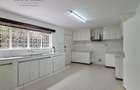 5 Bed House with En Suite at Lavington - 8