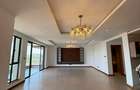 3 Bed Apartment with En Suite in Riverside - 16