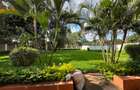 5 Bed Townhouse with En Suite in Runda - 9