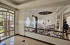 5 Bed House with En Suite in Nyari - 13