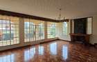5 Bed House with En Suite in Runda - 5