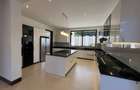 6 Bed Townhouse with En Suite at Peponi Rd - 6