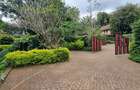 5 Bed Townhouse with En Suite at Lone Tree - 17