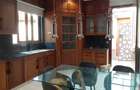 6 Bed Townhouse with En Suite in Lavington - 2