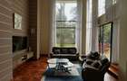 5 Bed Villa with En Suite at Tree Lane - 3