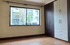 5 Bed Townhouse with En Suite at Grovelia Grove - 8