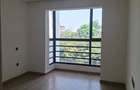 2 Bed Apartment with En Suite in Riverside - 3