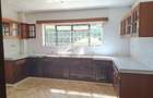 4 Bed House with En Suite at Off Redhill Dr - 5