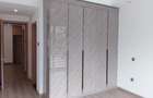 2 Bed Apartment with En Suite in Riverside - 10