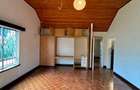 4 Bed Townhouse with En Suite in Gigiri - 17