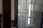 6 Bed Townhouse with En Suite in Lavington - 19