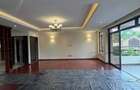 5 Bed Townhouse with En Suite in Lavington - 7