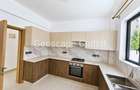 3 Bed Apartment with En Suite in Brookside - 5