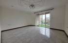 4 Bed Apartment with En Suite at Arwings Kodhek - 15