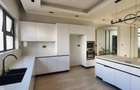 5 Bed Townhouse with En Suite at Lavington - 5