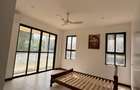 Serviced 3 Bed Apartment with En Suite at Moyne Drive - 8