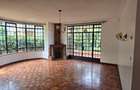 5 Bed Townhouse with En Suite at Lavington Green - 15