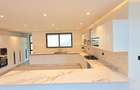 5 Bed House with En Suite at Lavington Green - 11