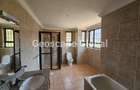 4 Bed Townhouse with En Suite in Runda - 10
