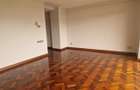4 Bed Apartment with En Suite in Riverside - 10