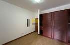 4 Bed Townhouse in Parklands - 8