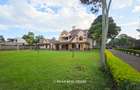 5 Bed House with Swimming Pool in Runda - 1