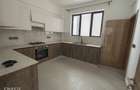 3 Bed Apartment with En Suite at Brookside Area - 6