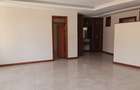 4 Bed Apartment with En Suite in Westlands Area - 9