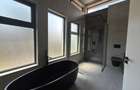 5 Bed Townhouse with En Suite in Runda - 18