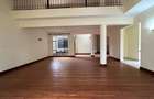 5 Bed Townhouse with En Suite in Lavington - 19