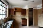 3 Bed Apartment with Swimming Pool in Riverside - 19