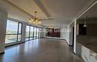 3 Bed Apartment with En Suite in Riverside - 8