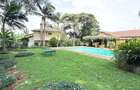 4 Bed House with En Suite at Lavington - 1