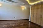 6 Bed House with En Suite in Runda - 17