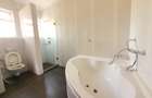 5 Bed House with En Suite at Kyuna - 14