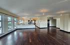 5 Bed Apartment with En Suite in Spring Valley - 5