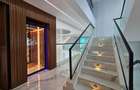 6 Bed Townhouse with En Suite in Lavington - 3