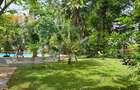 Serviced 3 Bed Apartment with En Suite at La-Marina - 5