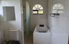 5 Bed House with En Suite at Ridgeways - 9