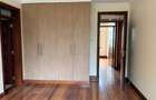 5 Bed Townhouse with En Suite in Lavington - 18
