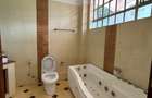 6 Bed House with En Suite in Nyari - 11