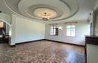 5 Bed House with En Suite in Runda - 4